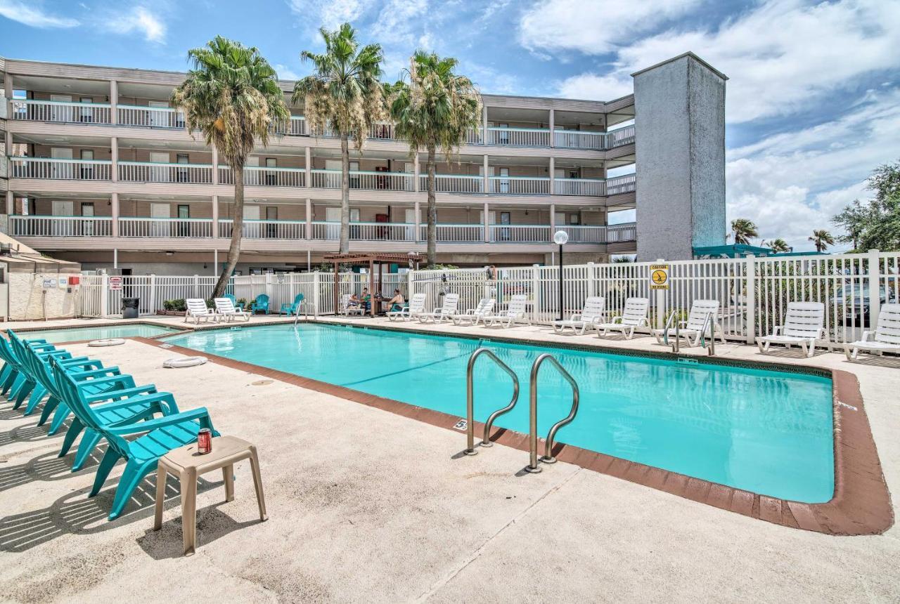 Beachfront Corpus Christi Condo With Arcade Room! Exterior photo